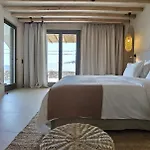 Hotel Nos & Faros