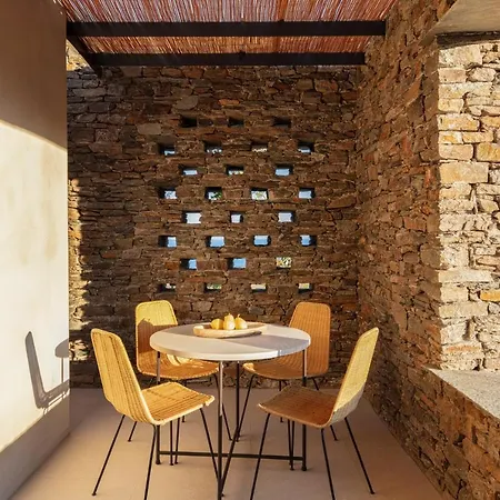 Nos & 5* Faros (Sifnos)