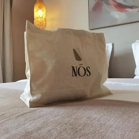 Nos & Faros