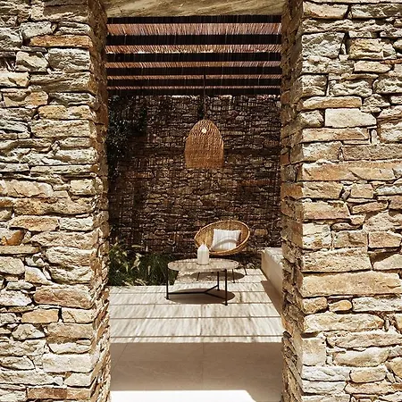 Hotel Nos & 5*